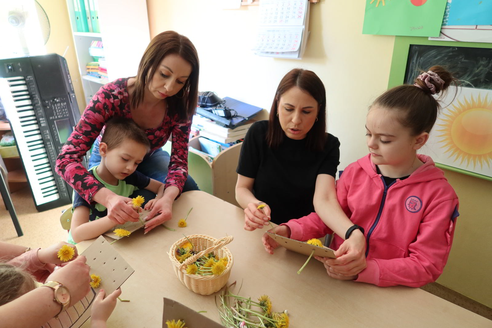 23/24 – „Zajęcia sensoryczne pory roku” – Wiosna